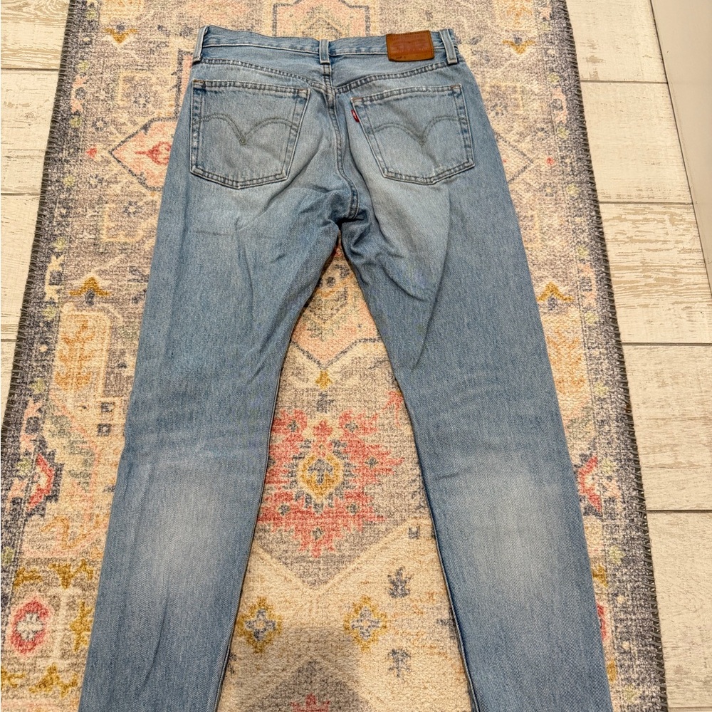 501 S Levi's Women's High Rise Light Blue Jeans